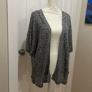 Old Navy Short Sleeve Cardigan - M